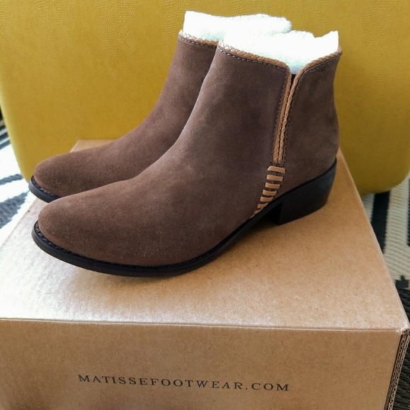 New! Anthro Matisse suede ankle booties - Picture 2 of 8